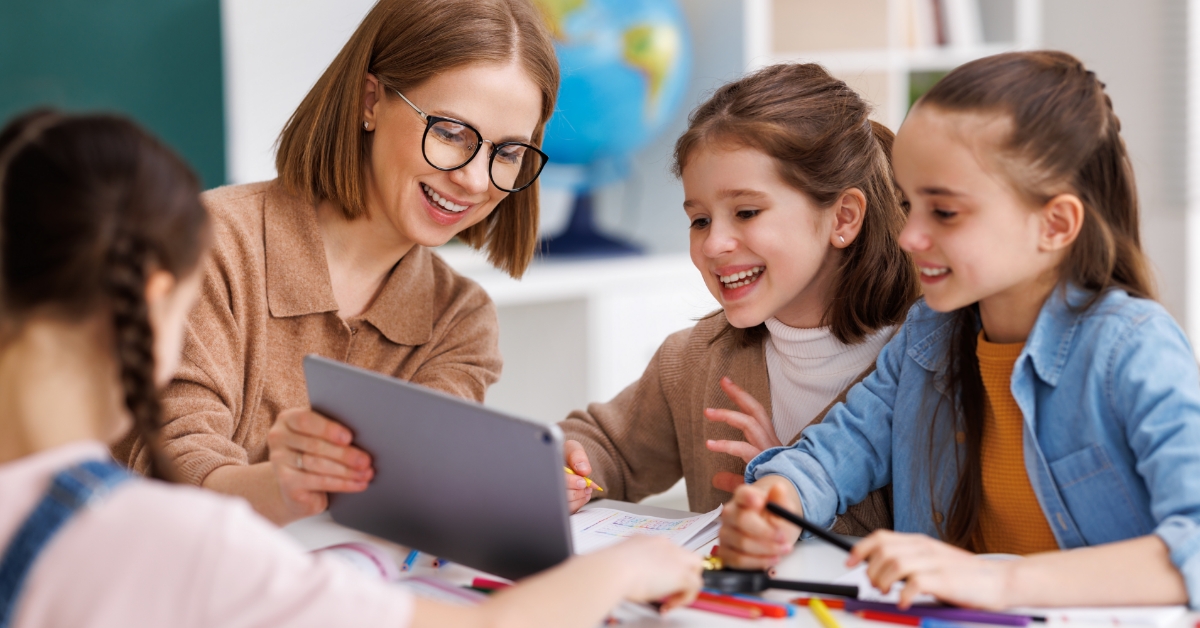 Open Fiber sostiene la didattica: oltre 25.500 scuole connesse alla fibra ottica FTTH