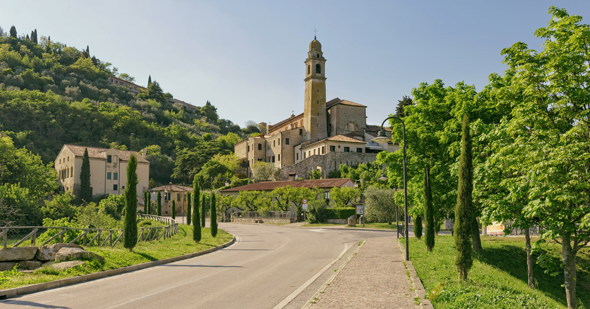 Open Fiber ad Arquà Petrarca, connubio tra storia e futuro 